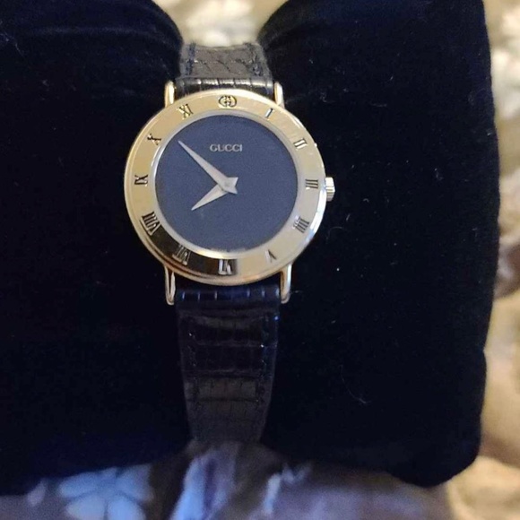 Gucci watch - Picture 2 of 8